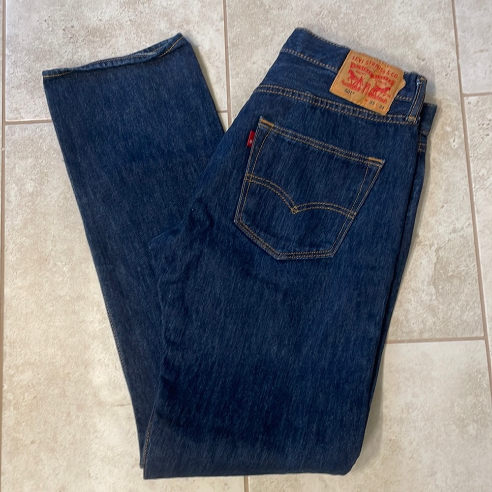 Levi’s 33/34
